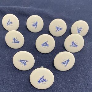 Vintage Ceramic/Porcelain Cabinet/Drawer Pulls